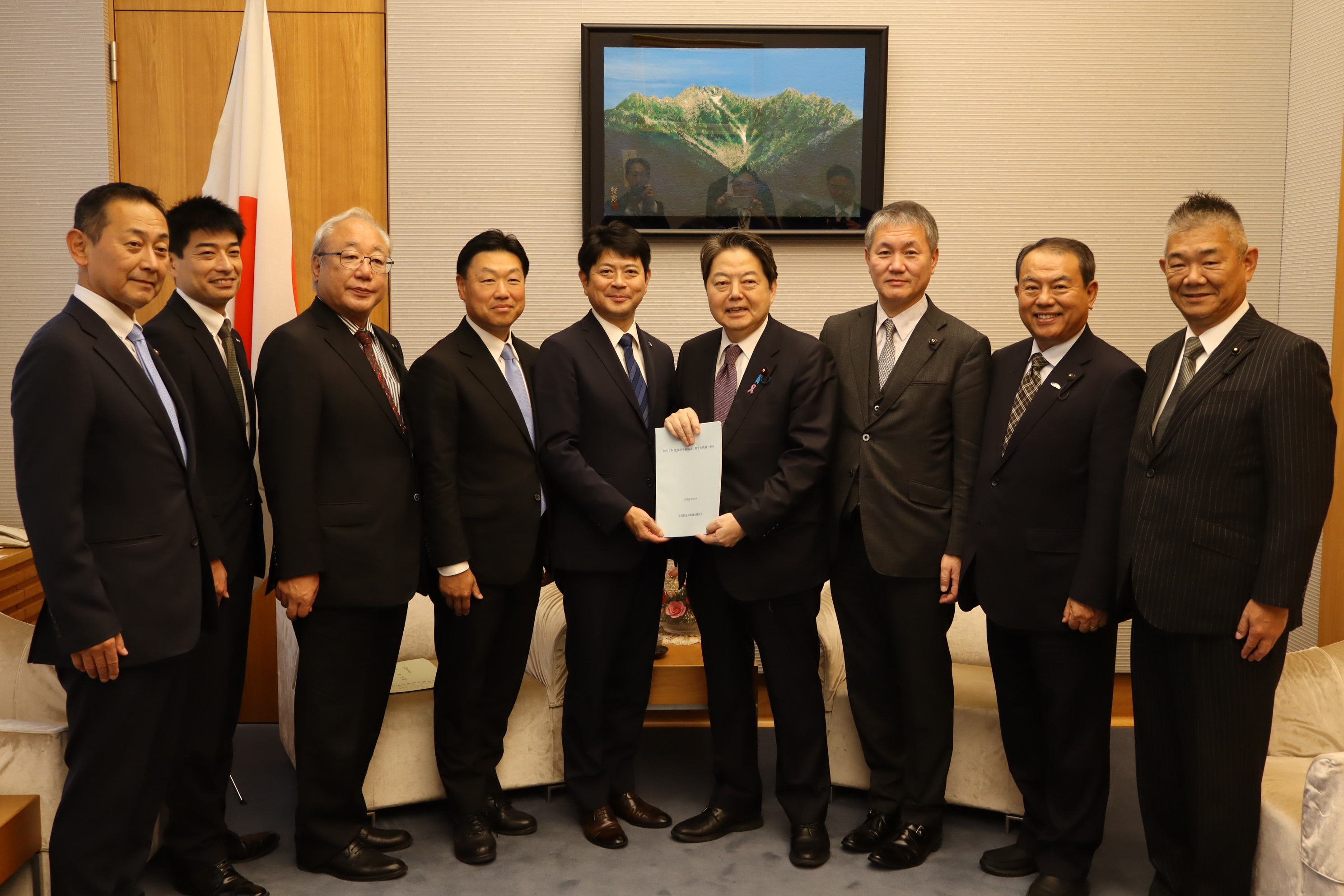 林官房長官IMG_1419.JPG